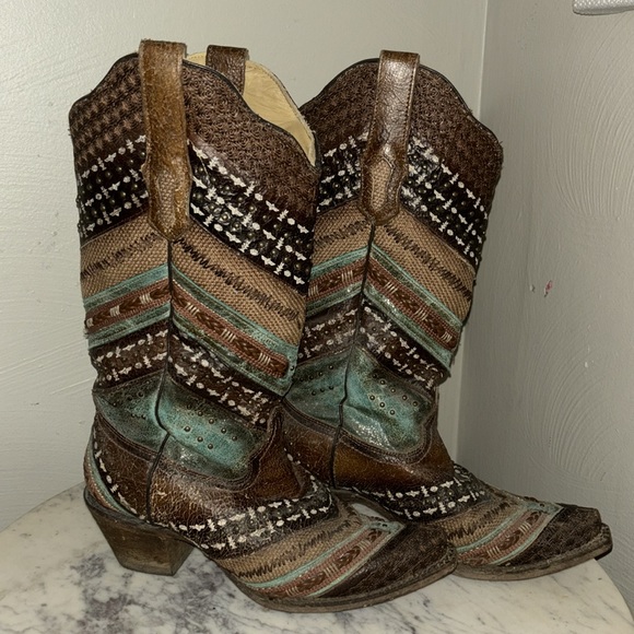 Corral boots - Picture 1 of 7